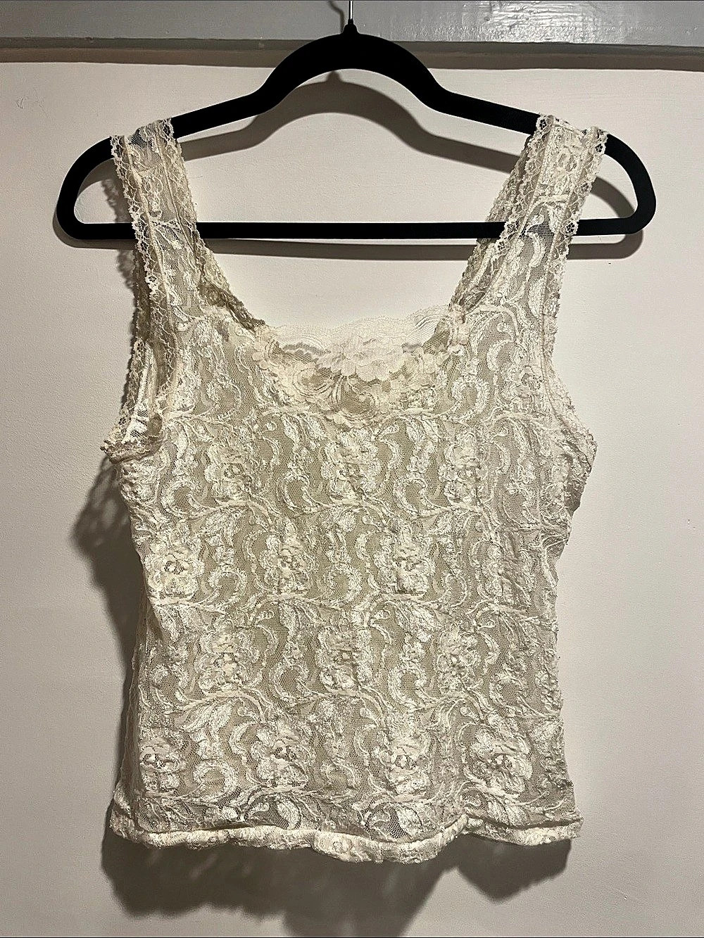 True vintage Lace Paisley Tank in Cream Medium Like New boho western baddie M